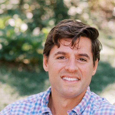 Niko Caparisos